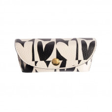 Caroline Gardner - Checkmate hearts - Flap Eyeglass Case