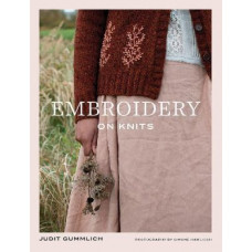 Embroidery on Knits: 18 Nature-Inspired Templates for Stitching on Wool